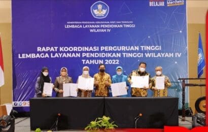 Tel U Meraih Penghargaan LLDIKTI